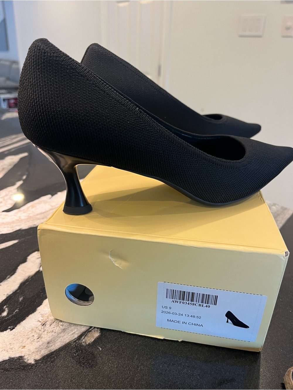 Black Pointed Knit Mid-Kitten Heel Pumps